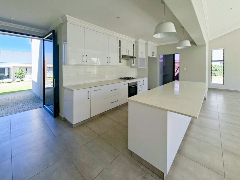 To Let 3 Bedroom Property for Rent in Kraaibosch Park Western Cape